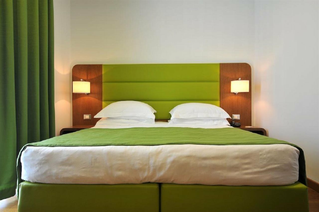 Plaza 4* Península Sorrentina